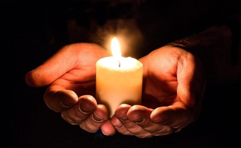 christmas background, hands, open, candle, candlelight, prayer, pray, give, light, flame, open hands, darkness, hope, concept, idea